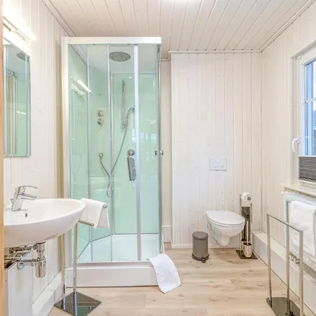 2 Bedroom Gorgeous In Zerpenschleuse