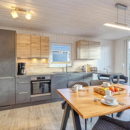 2 Bedroom Gorgeous In Holiday home Zerpenschleuse